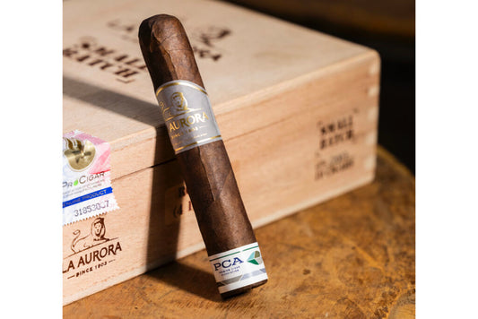 La Aurora Small Batch Lot No. 007 -Robusto