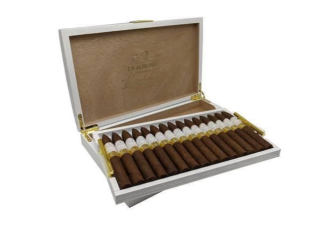 LA AURORA FAMILY RESERVE FERNANDO LEON (LIMITED EDITION)