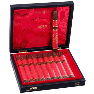 Rocky Patel Year of the Snake Toro