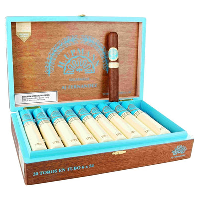 Upmann | By AJ Fernandez - Toro