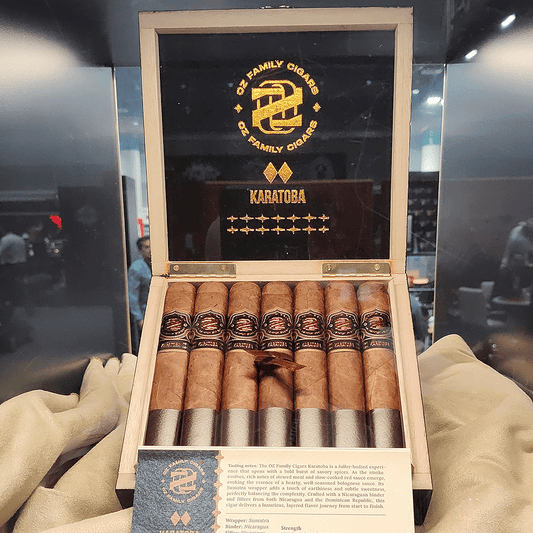 CROWNED HEADS Oz Family Cigar Karatoba Toro, 6 1/2 x 50