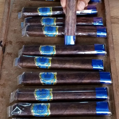 Dońa Luz Cigar