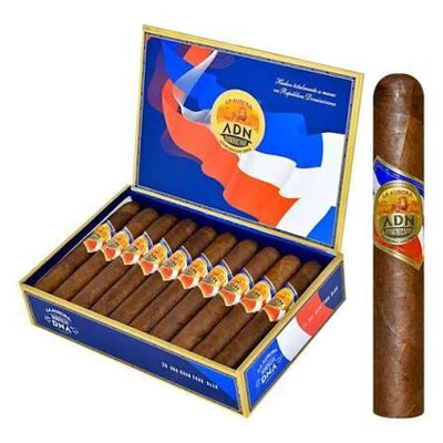 La Aurora ADN Dominicano TORO