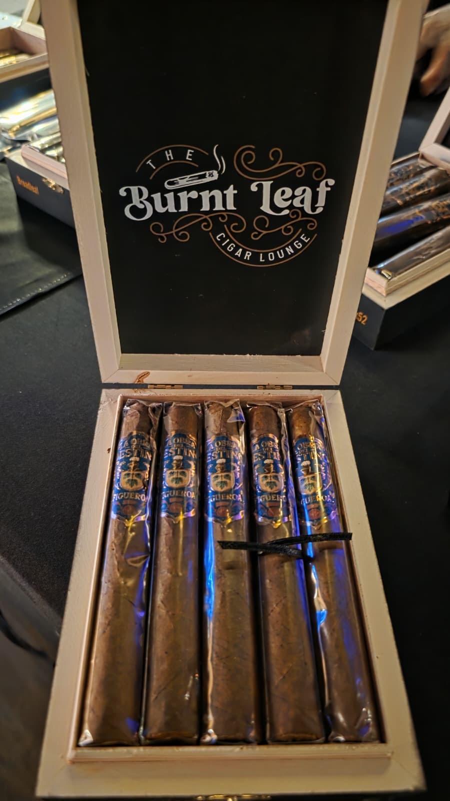 LA OBRA DEL DESTINO BROADLEAF