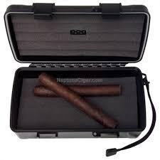 10 Cigar Travel Humidor, XIKAR BLK