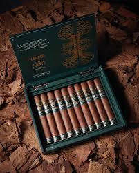 Plasencia Alma Fuerte  Eduardo I. Toro  6 1/4x54